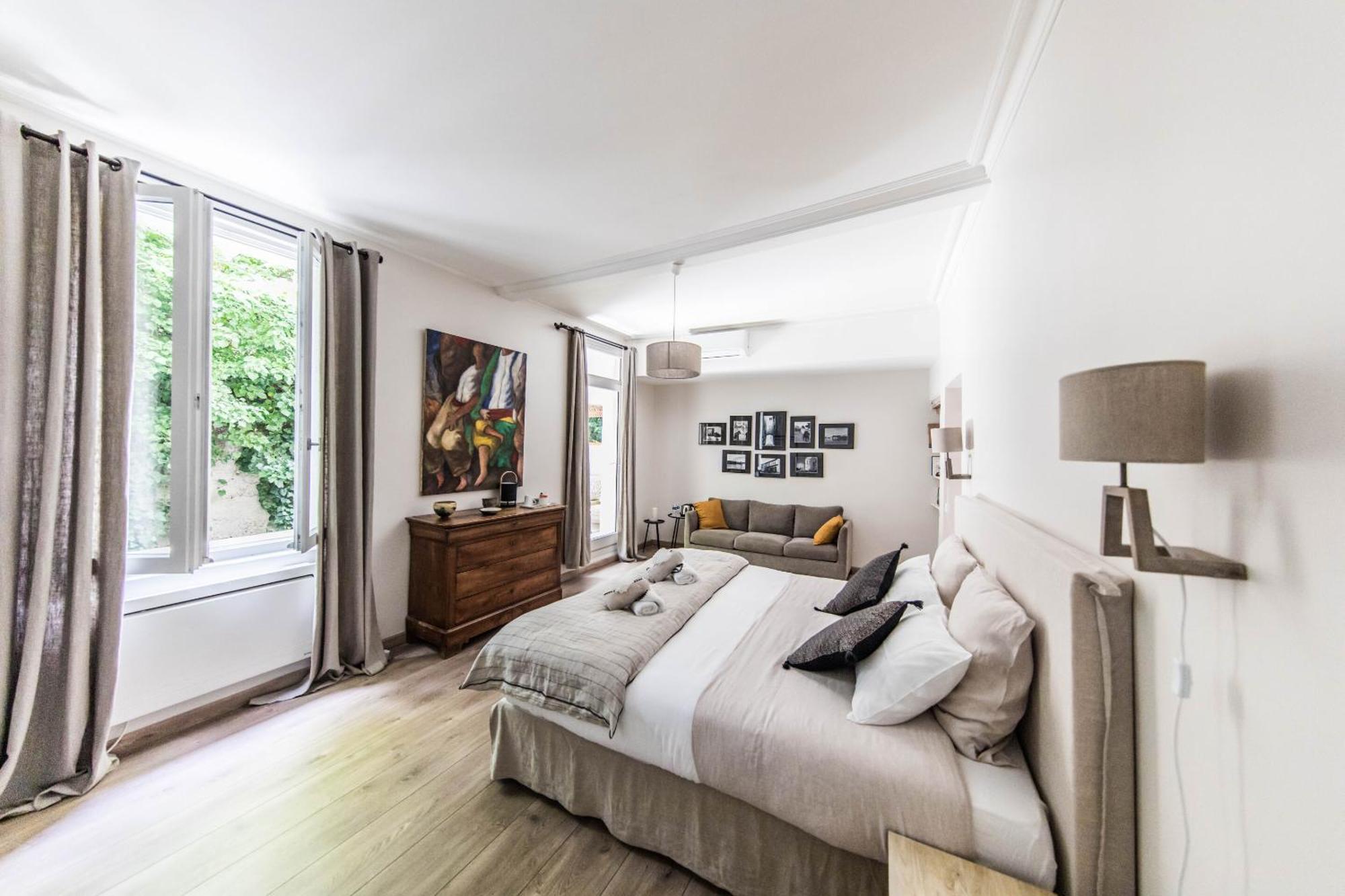 Boutique Hotel - La Demoiselle Авиньон Экстерьер фото