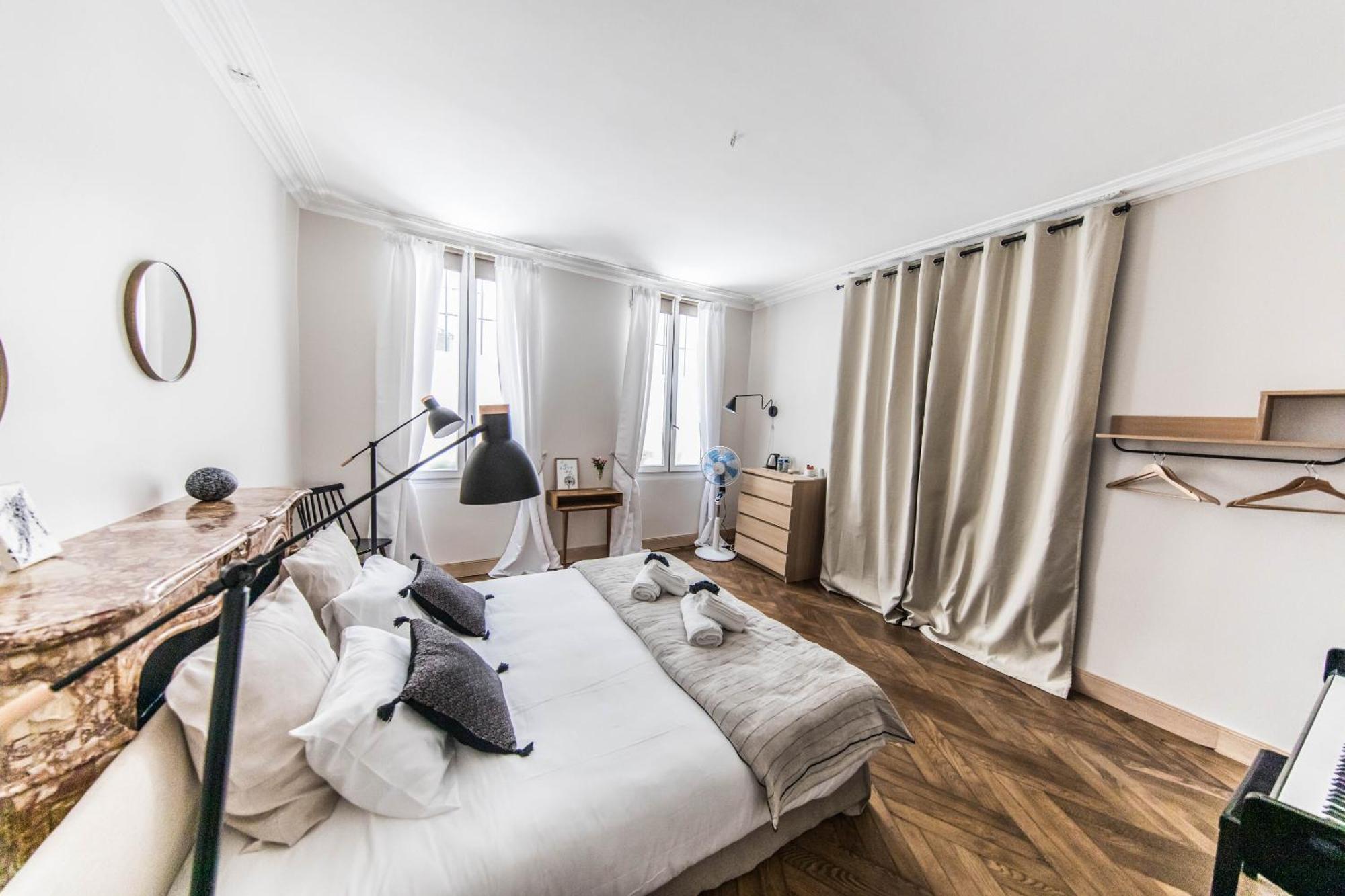 Boutique Hotel - La Demoiselle Авиньон Экстерьер фото